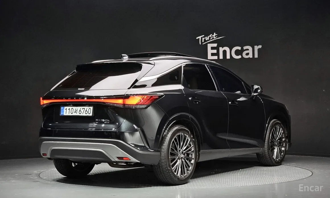 Фото 2 - Lexus RX