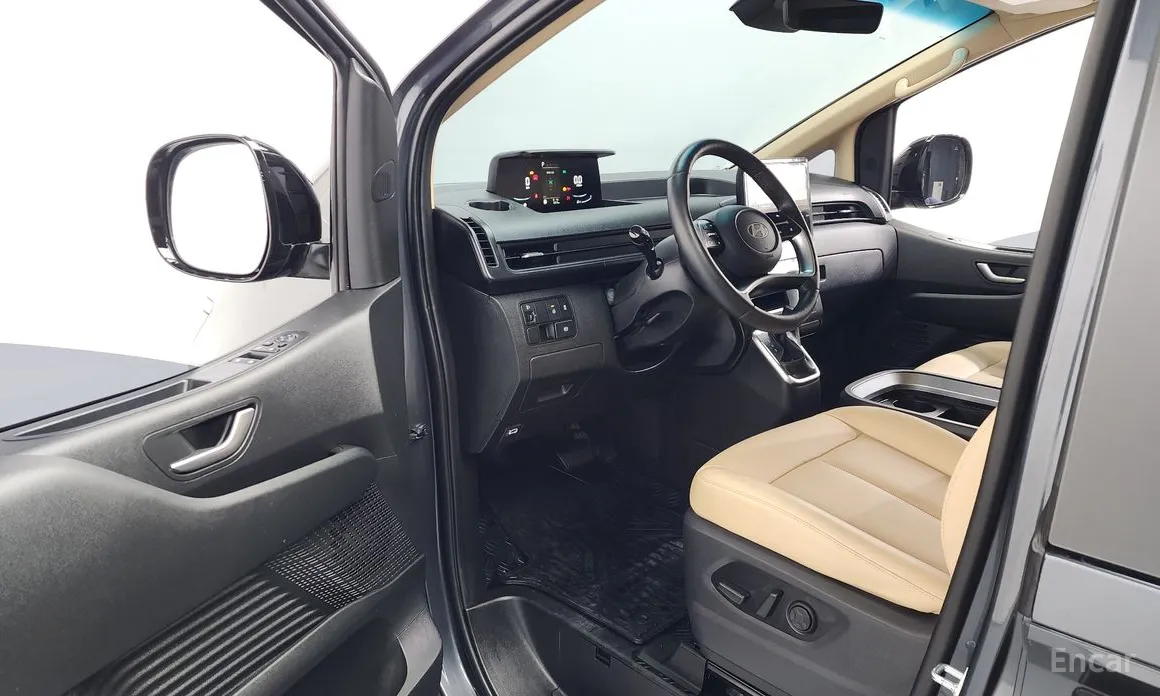 Фото 10 - Hyundai Staria