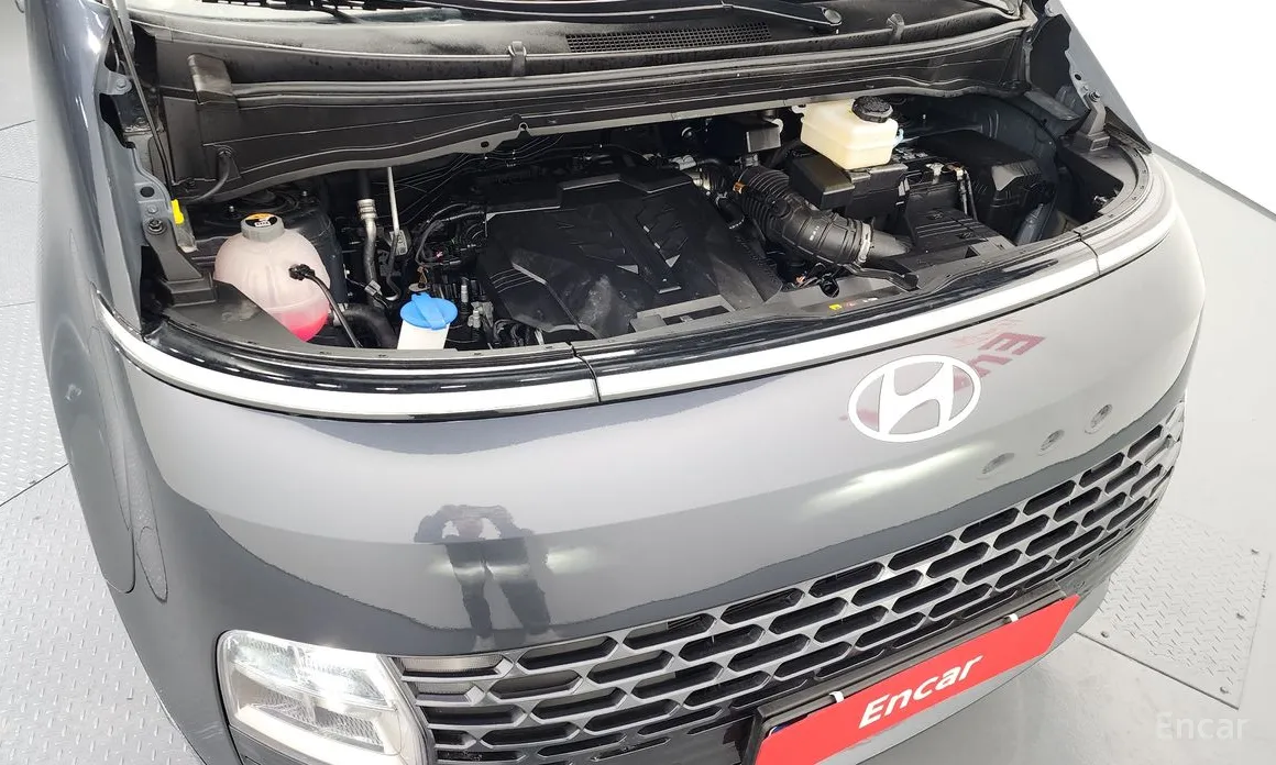 Фото 6 - Hyundai Staria