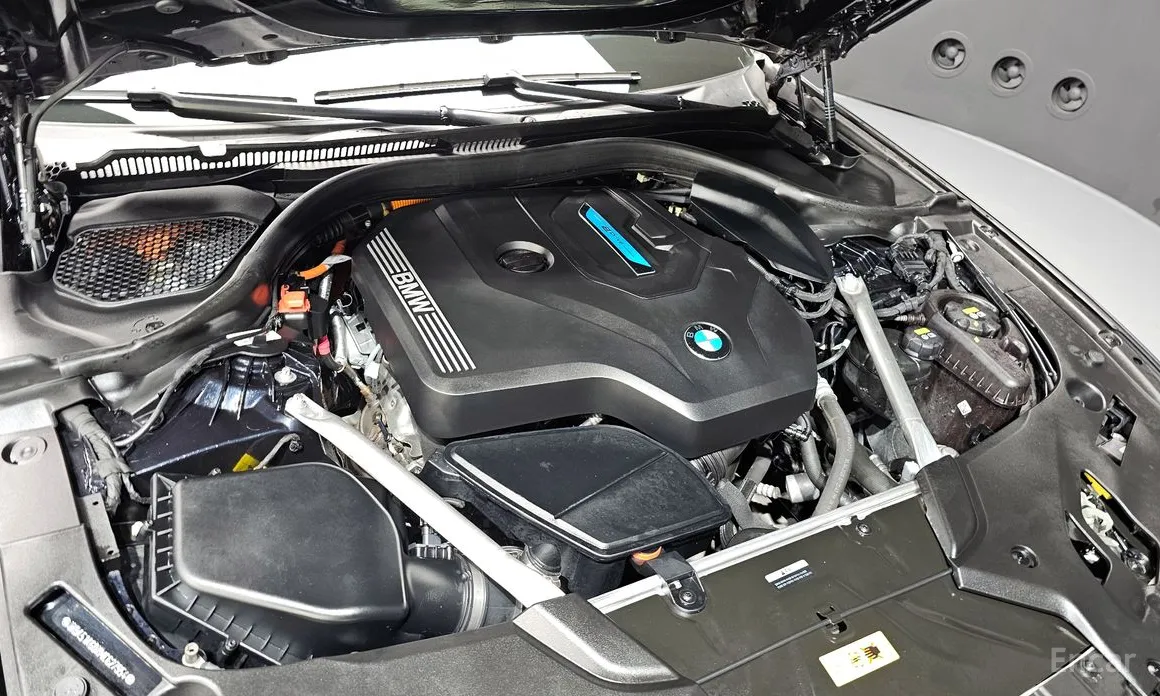 Фото 6 - BMW 5 Series