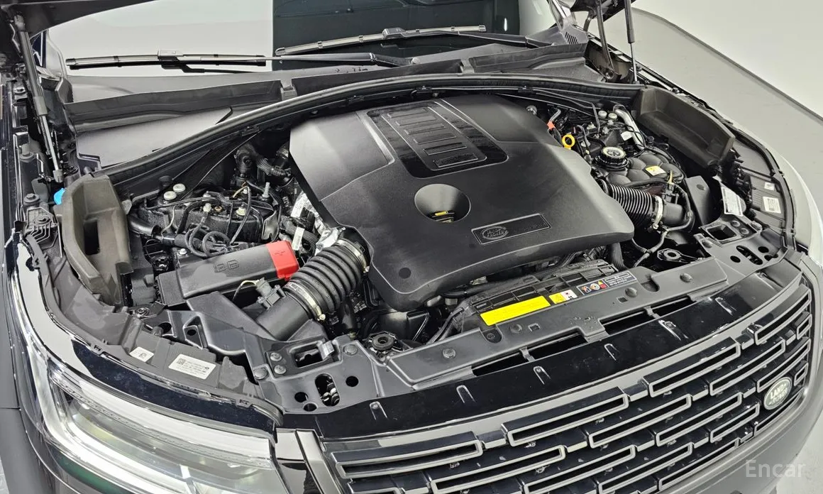 Фото 10 - Land Rover Range Rover Velar