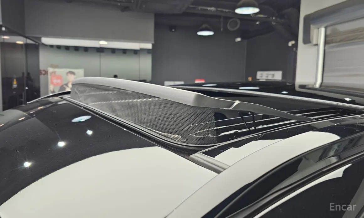 Фото 19 - Land Rover Range Rover Velar