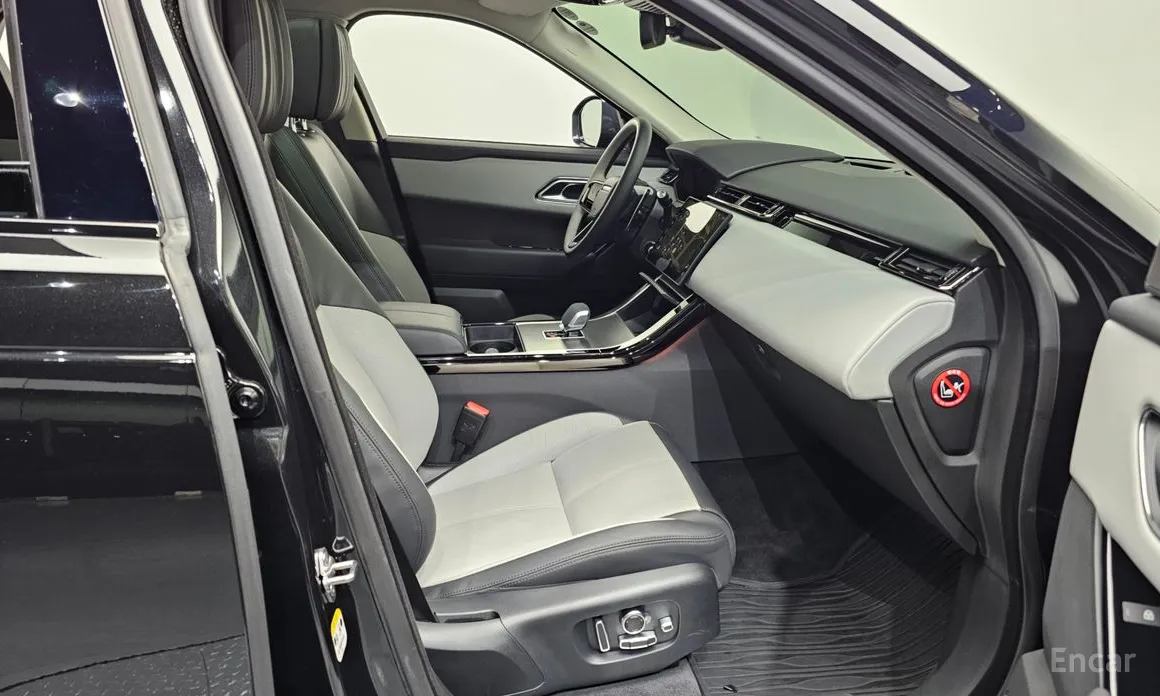 Фото 3 - Land Rover Range Rover Velar