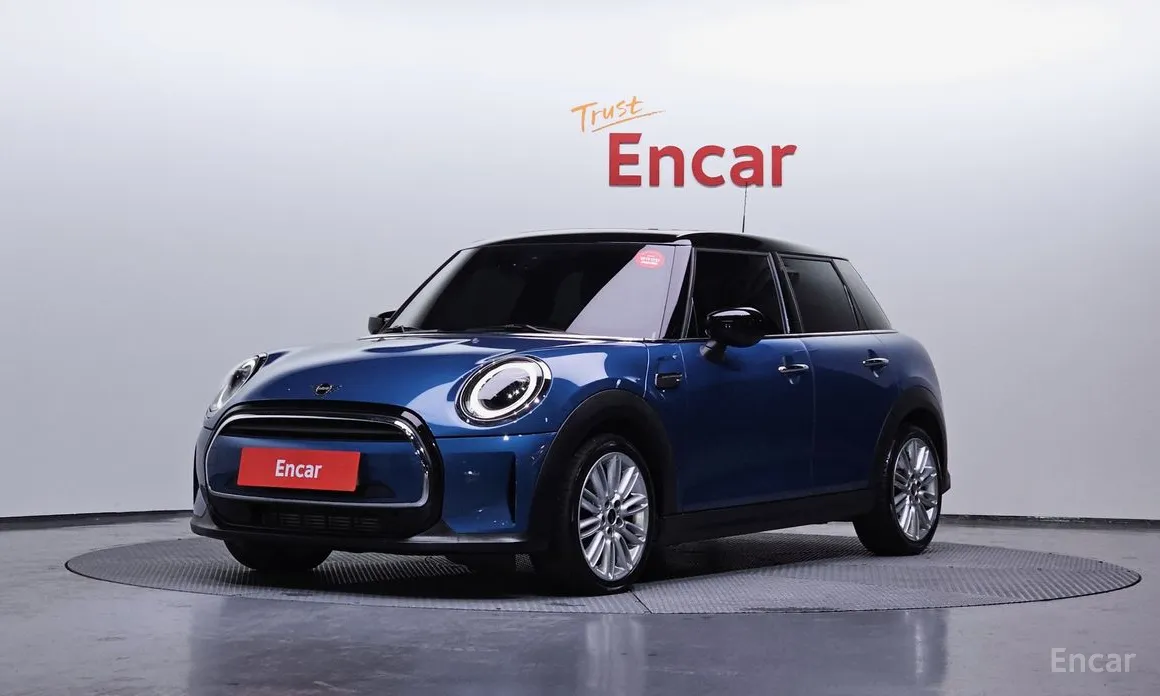 Фото 1 - Mini Cooper