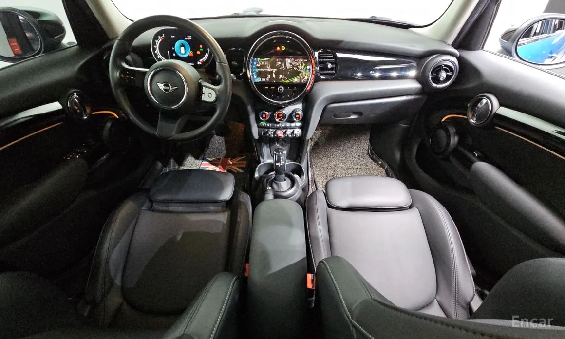 Фото 7 - Mini Cooper