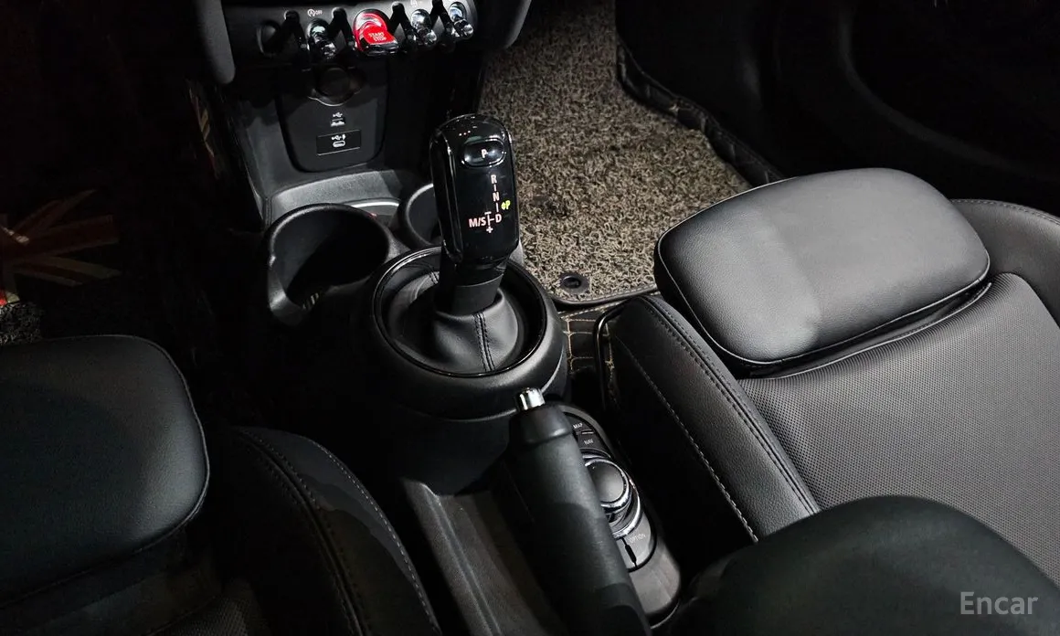 Фото 9 - Mini Cooper