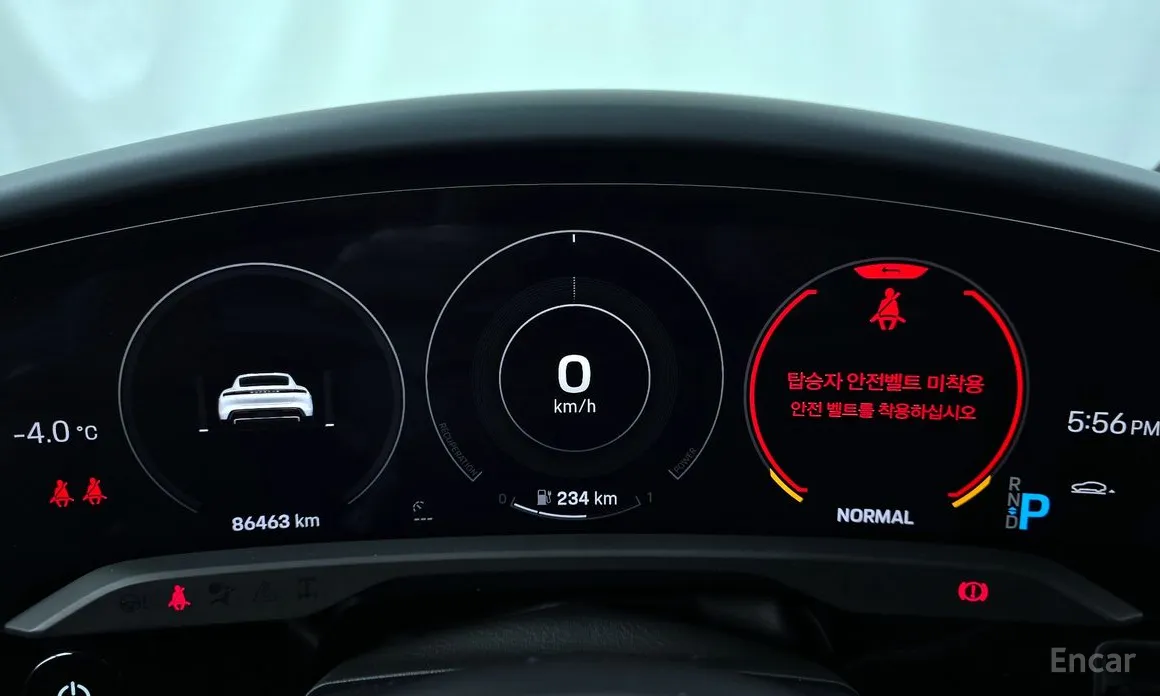 Фото 8 - Porsche Taycan