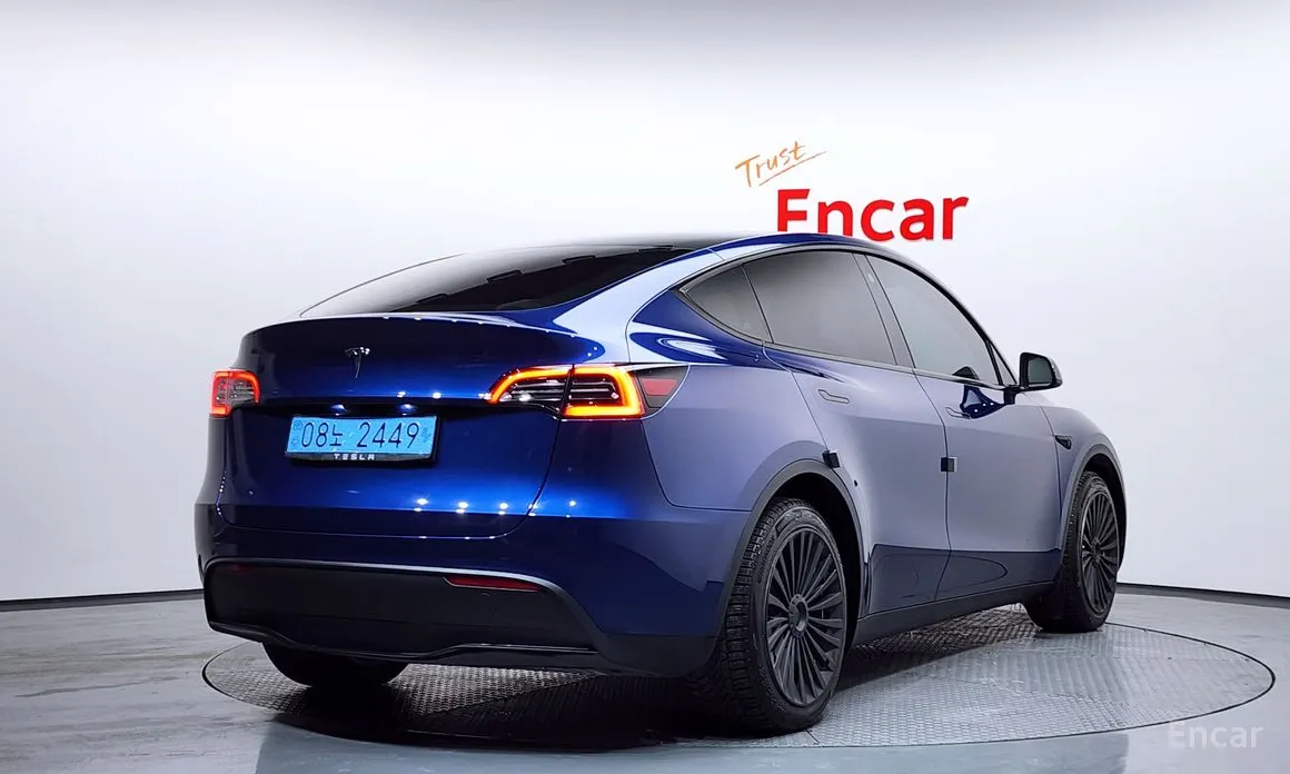 Фото 2 - Tesla Model Y