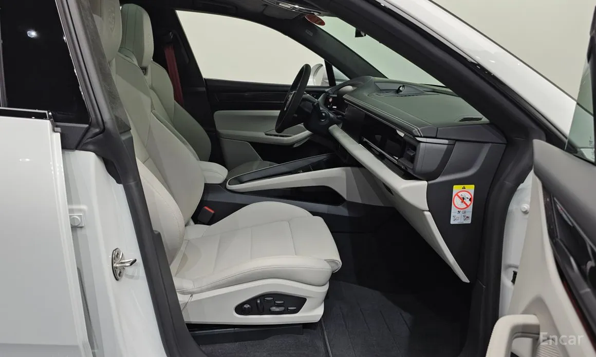 Фото 11 - Porsche Macan