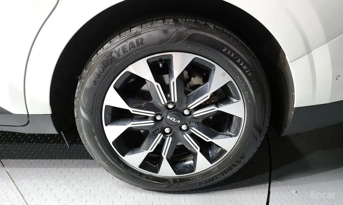 Фото 5 - Kia Carnival