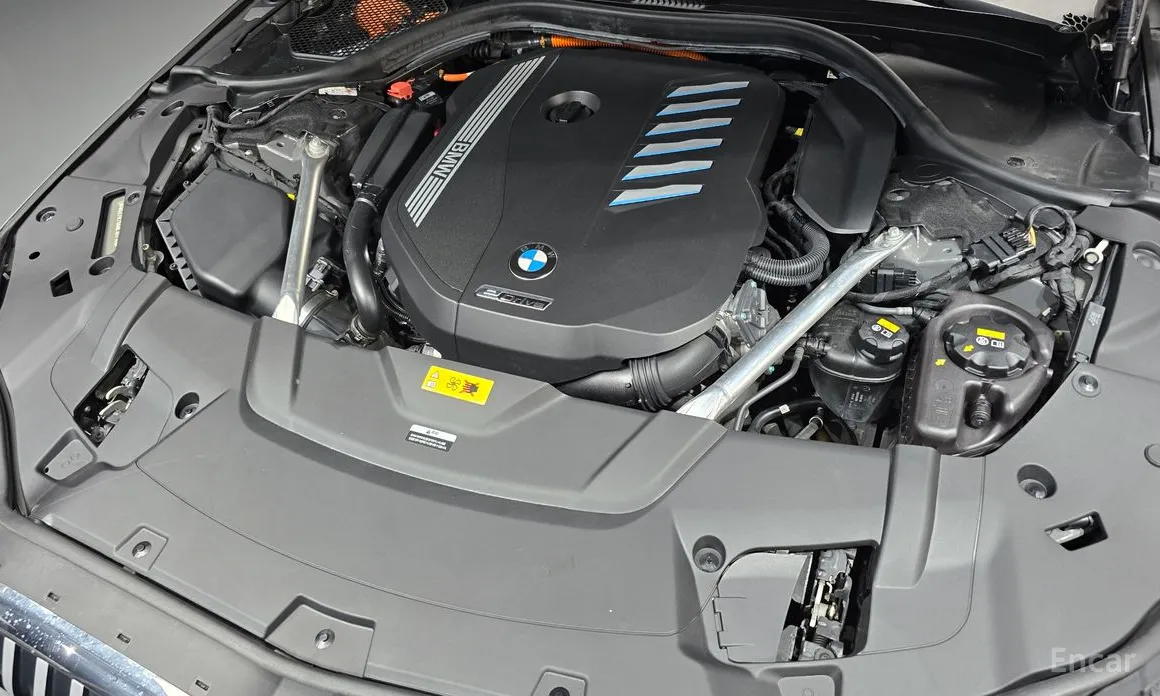 Фото 6 - BMW 7 Series