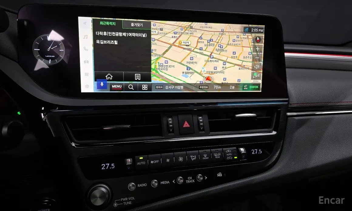 Фото 14 - Lexus ES