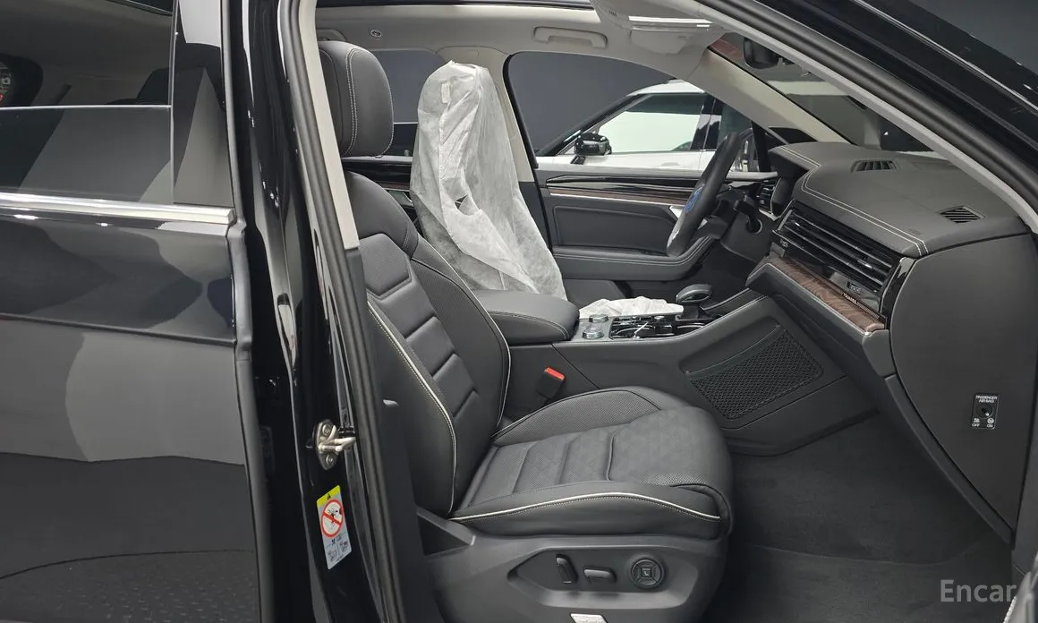 Фото 10 - Volkswagen Touareg