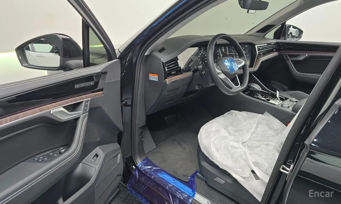 Фото 11 - Volkswagen Touareg