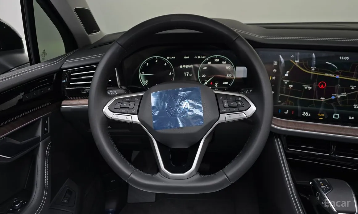 Фото 13 - Volkswagen Touareg