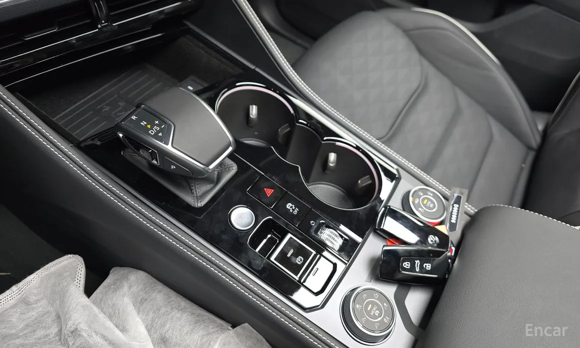 Фото 9 - Volkswagen Touareg