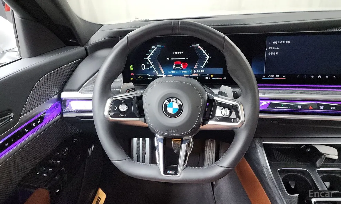 Фото 13 - BMW 7 Series