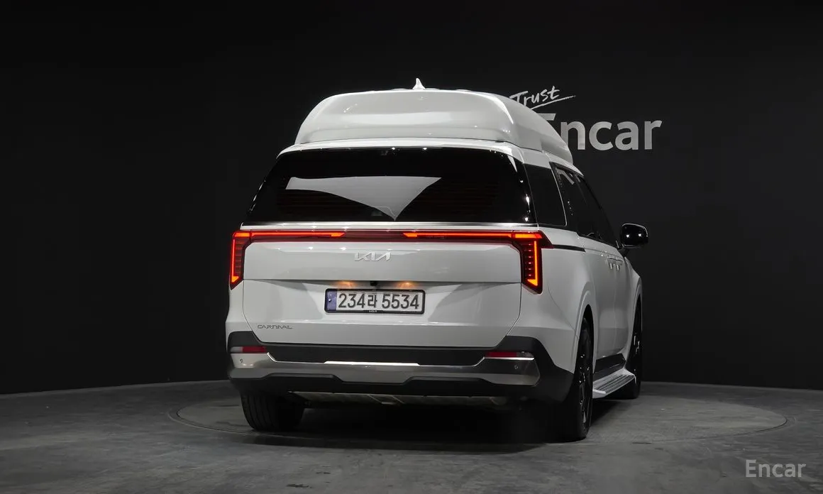 Фото 4 - Kia Carnival