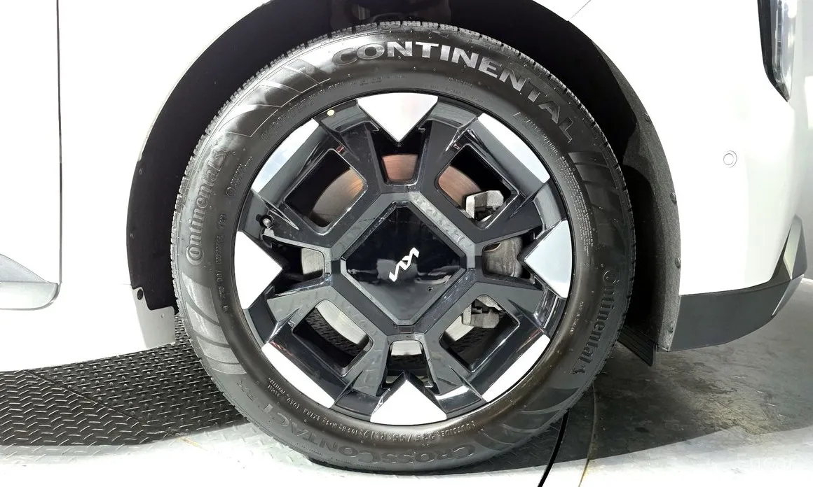 Фото 5 - Kia Carnival