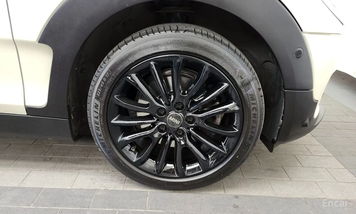 Фото 5 - Mini Clubman