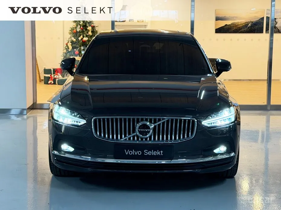 Фото 3 - Volvo S90