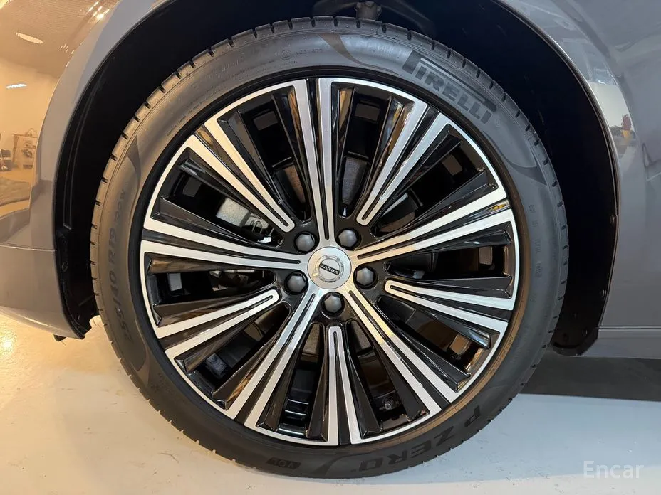 Фото 5 - Volvo S90