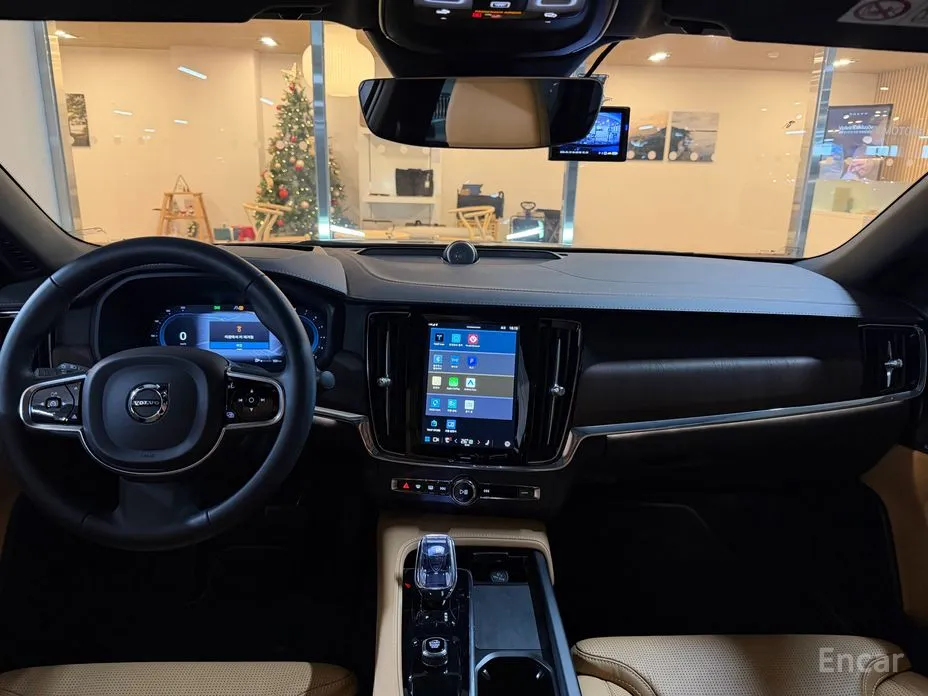 Фото 7 - Volvo S90