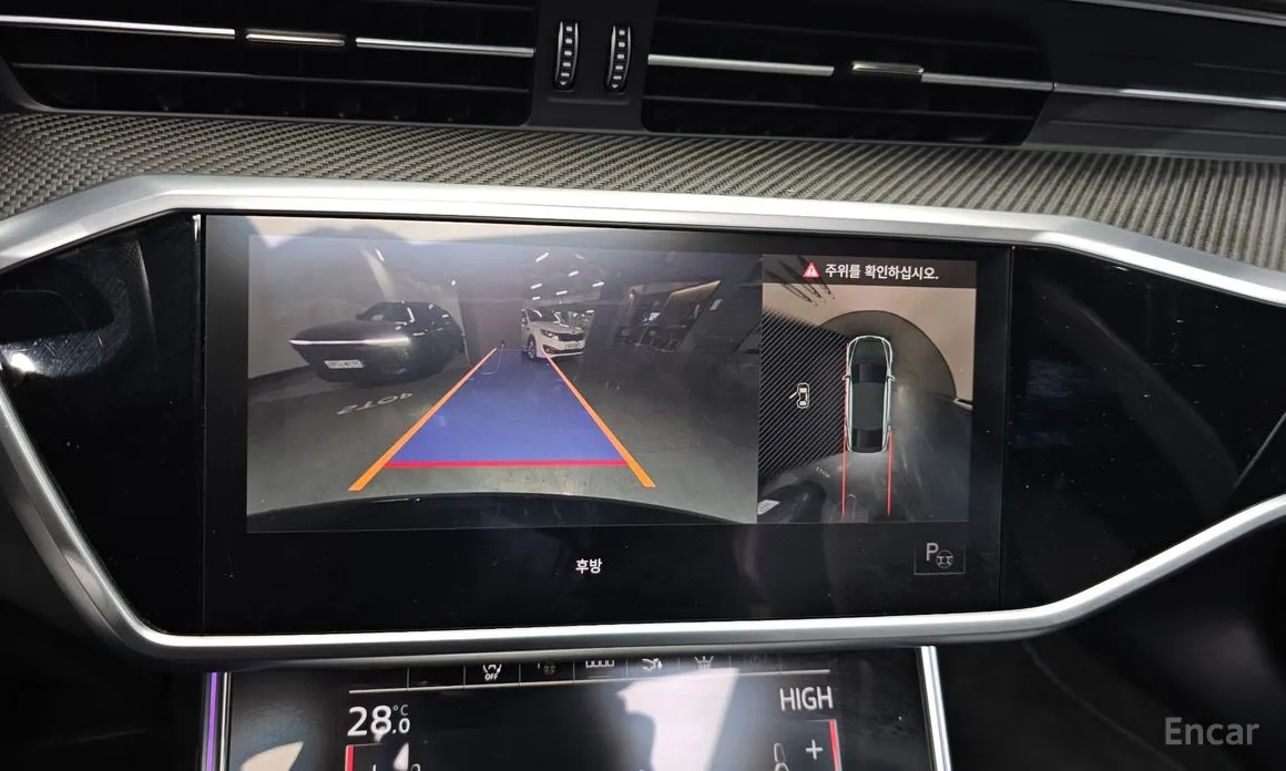 Фото 15 - Audi S7