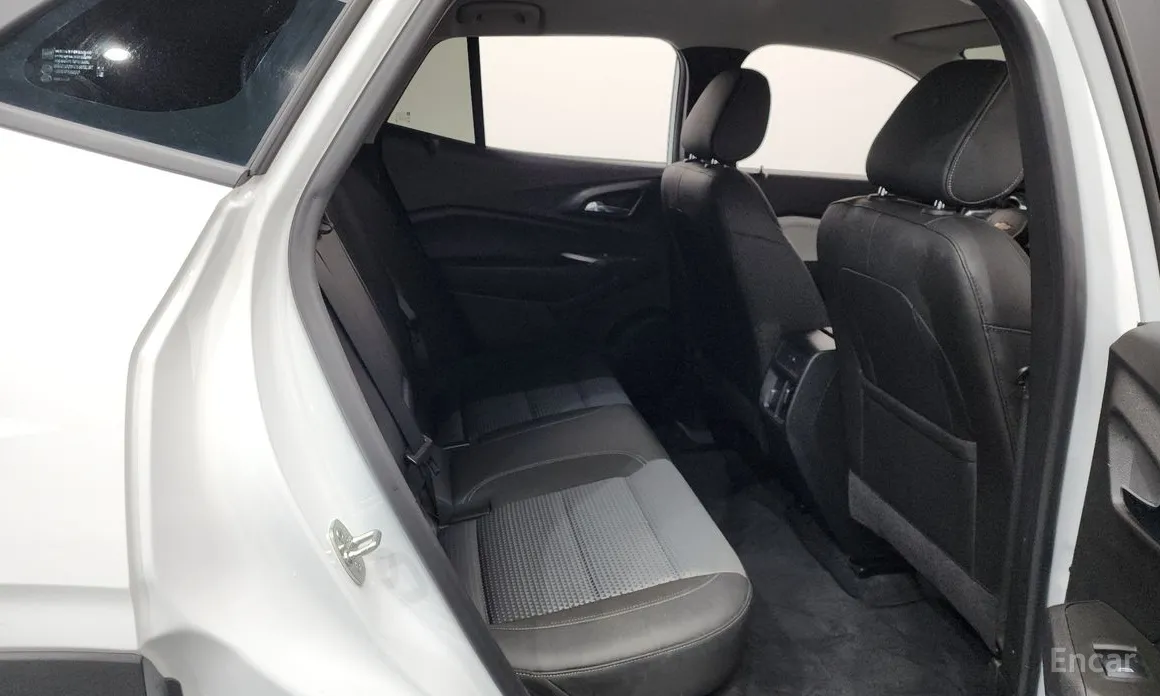 Фото 12 - Chevrolet Trax