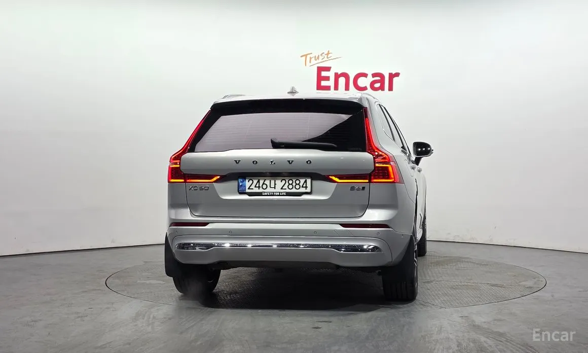 Фото 4 - Volvo XC60