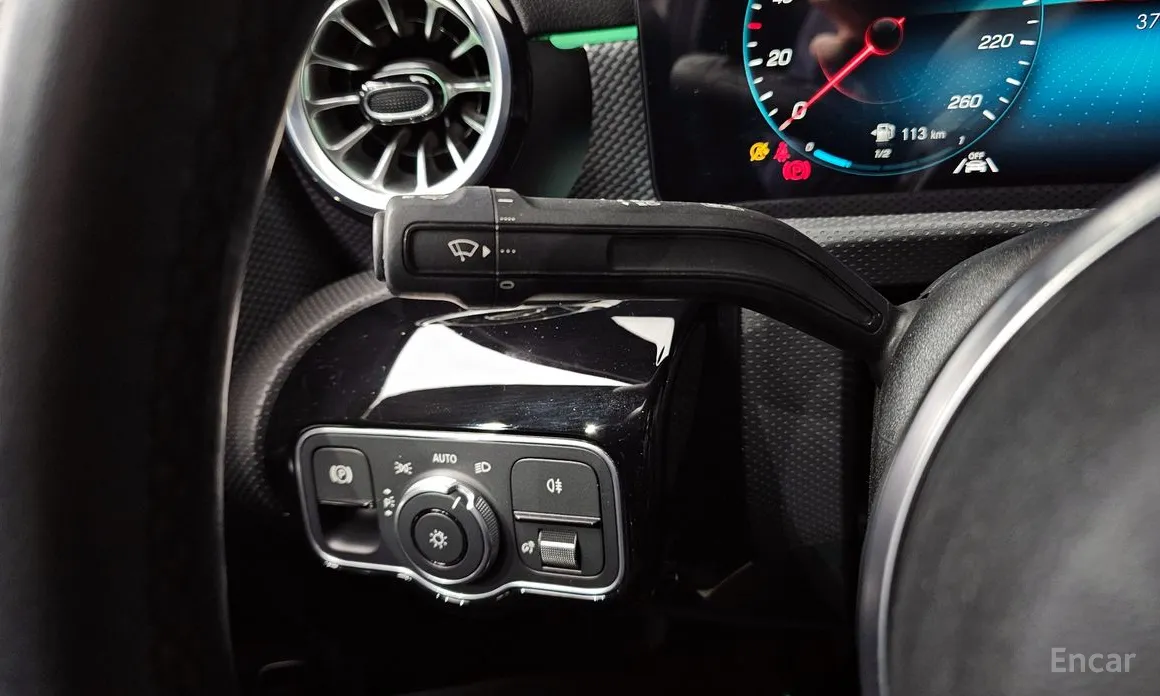 Фото 18 - Mercedes-Benz A-Class