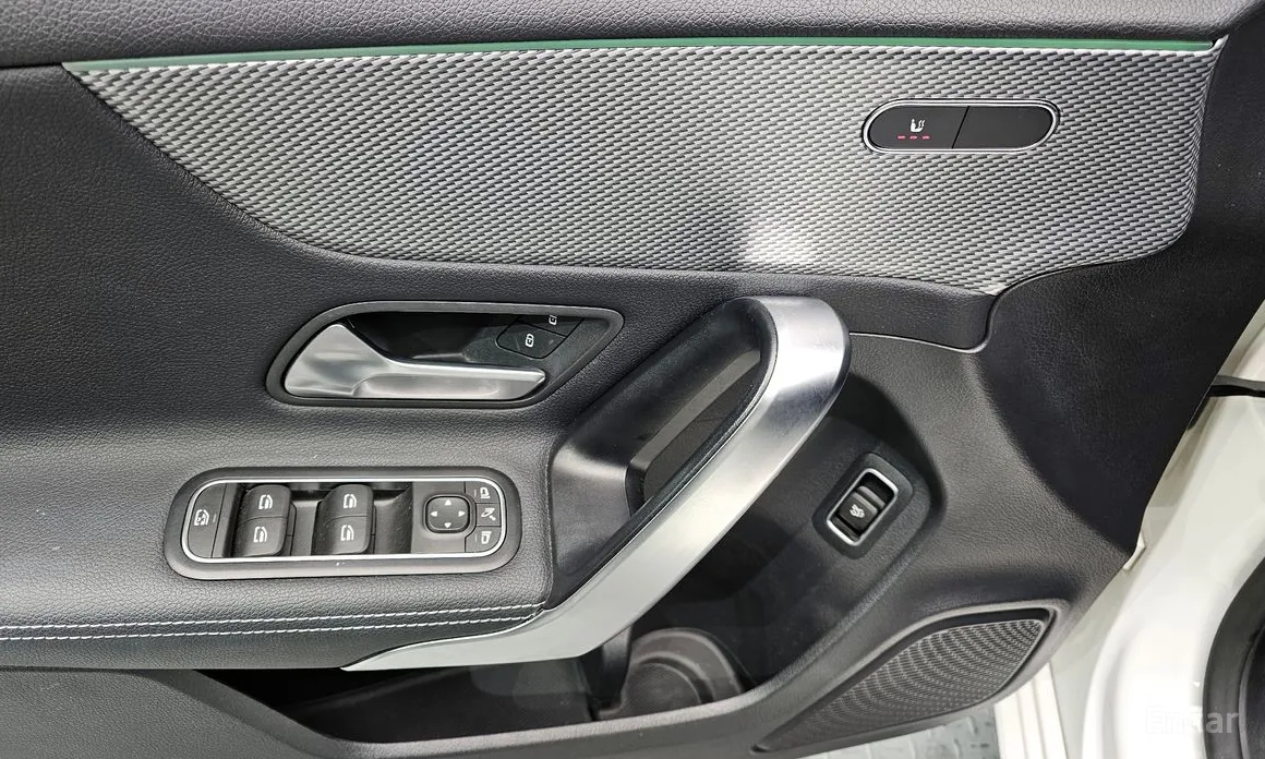 Фото 19 - Mercedes-Benz A-Class