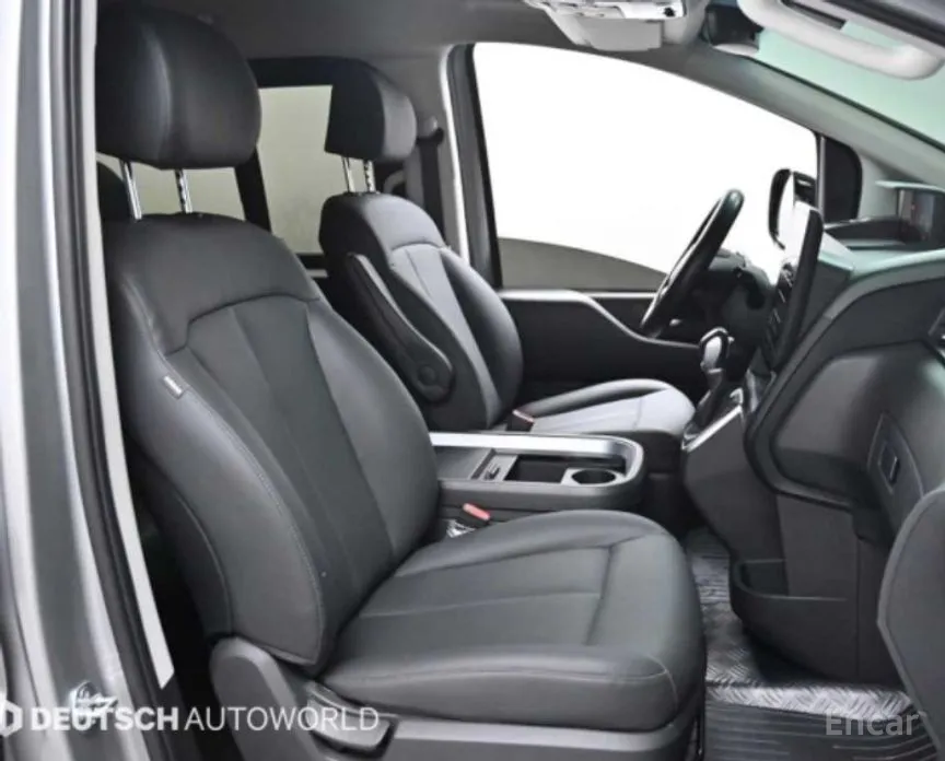 Фото 10 - Hyundai Staria