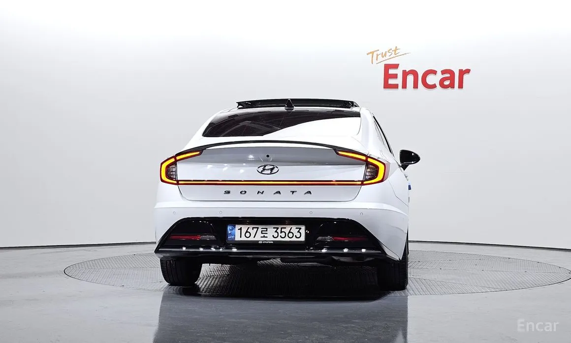 Фото 4 - Hyundai Sonata