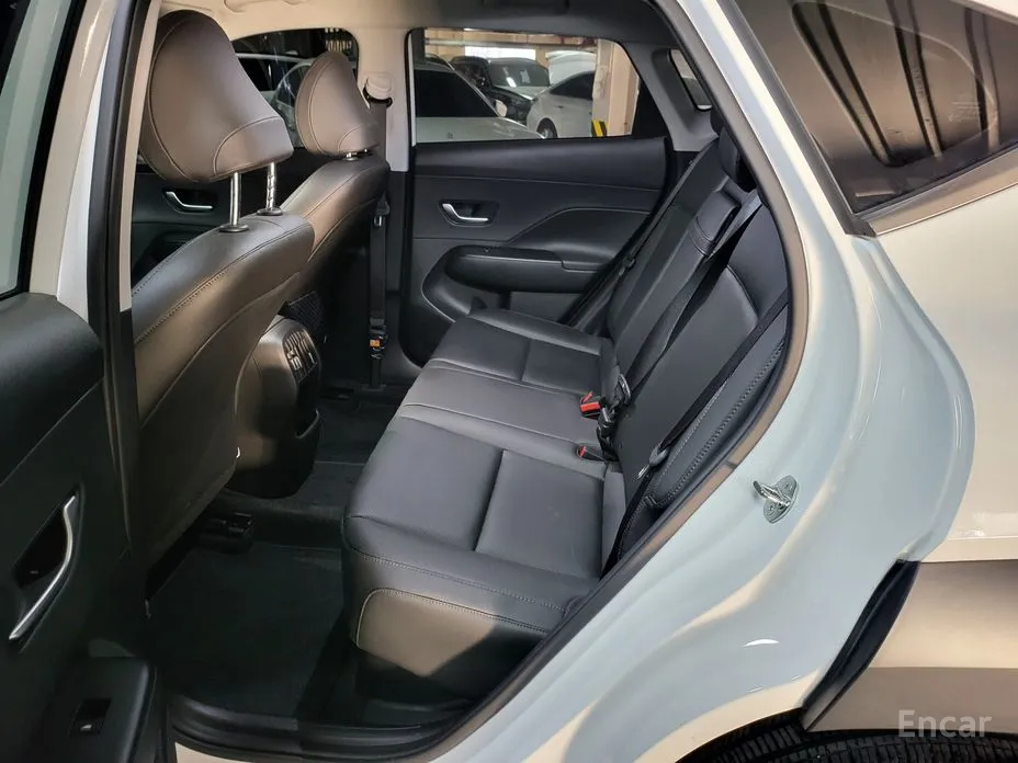 Фото 11 - Hyundai Kona