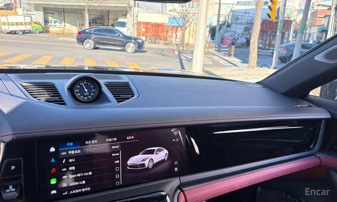 Фото 14 - Porsche Panamera