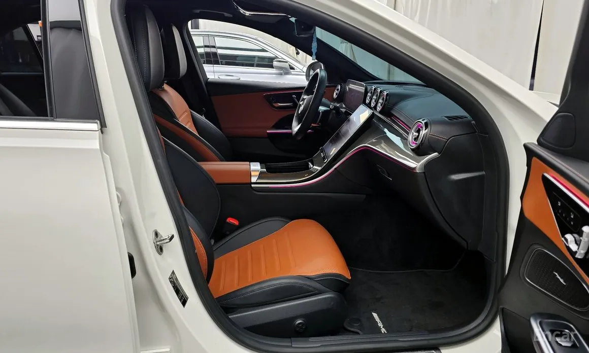 Фото 11 - Mercedes-Benz C-Class