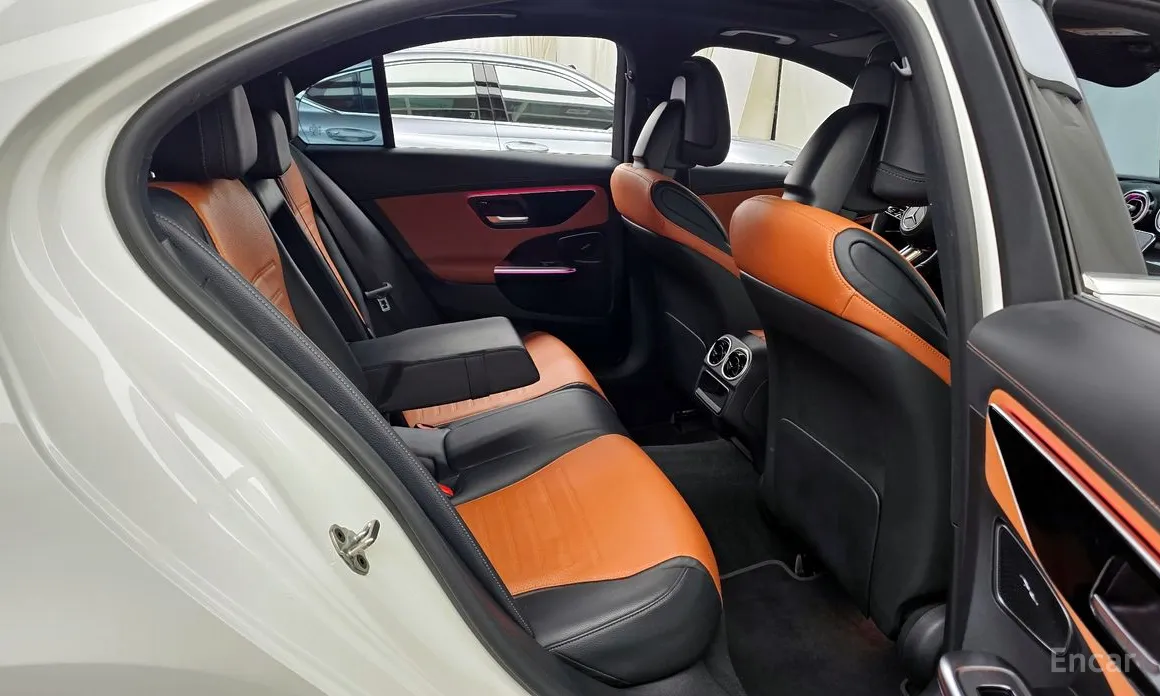 Фото 12 - Mercedes-Benz C-Class