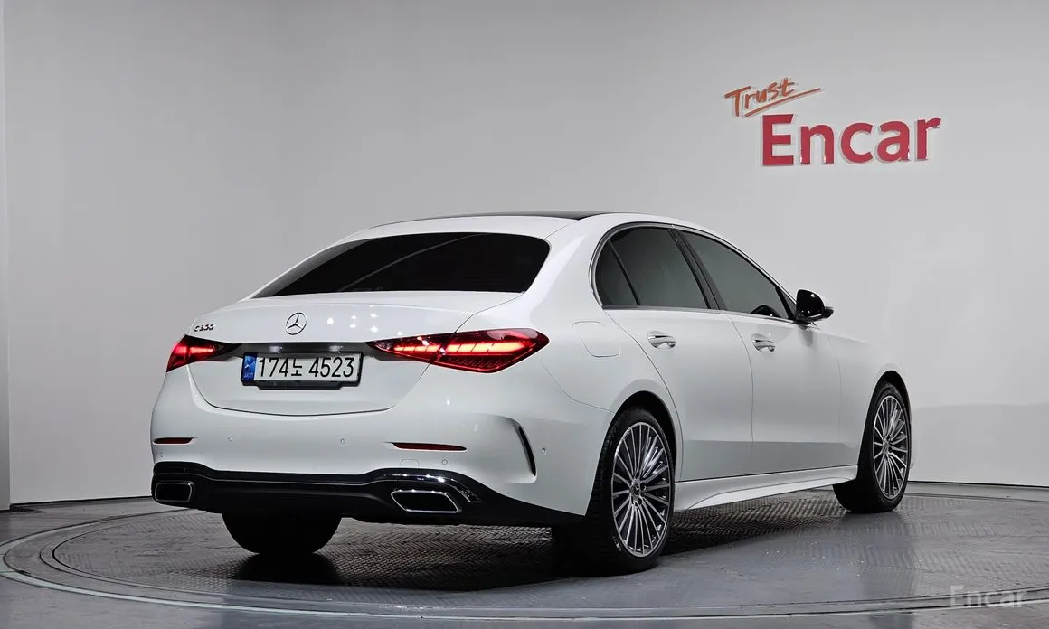 Фото 2 - Mercedes-Benz C-Class