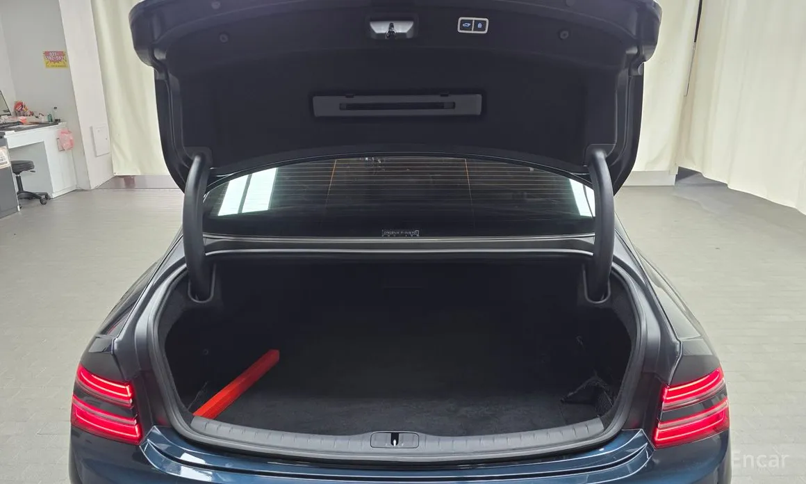 Фото 20 - Genesis G80