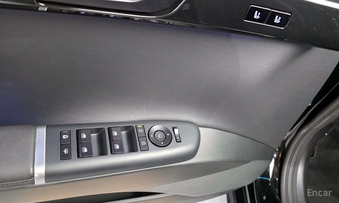 Фото 14 - Hyundai Grandeur