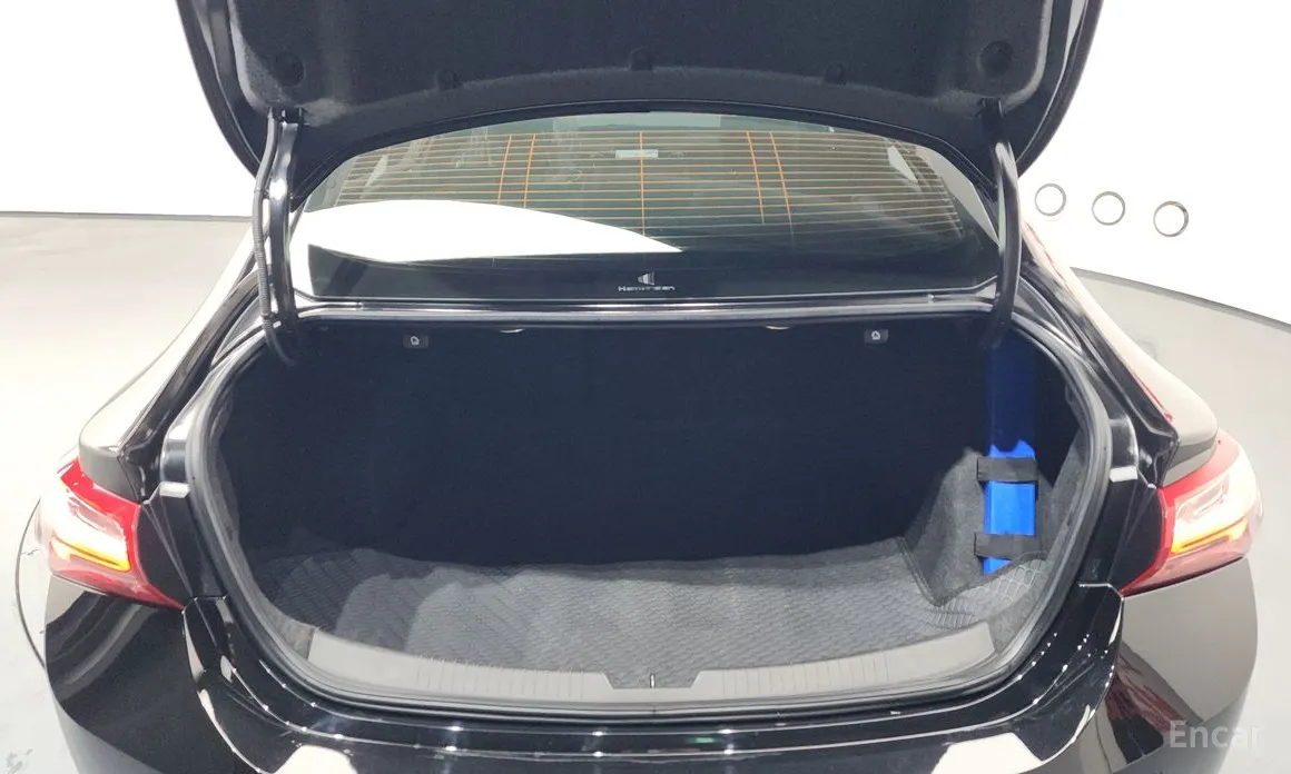 Фото 20 - Chevrolet Malibu