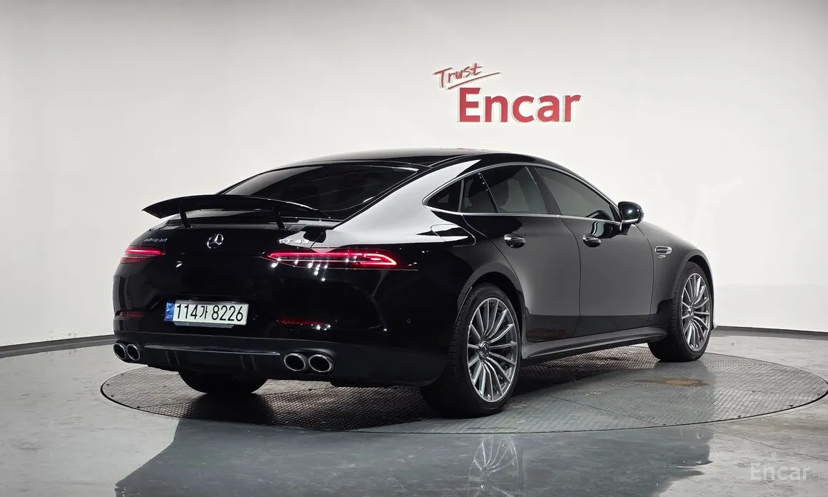 Фото 2 - Mercedes-Benz AMG GT