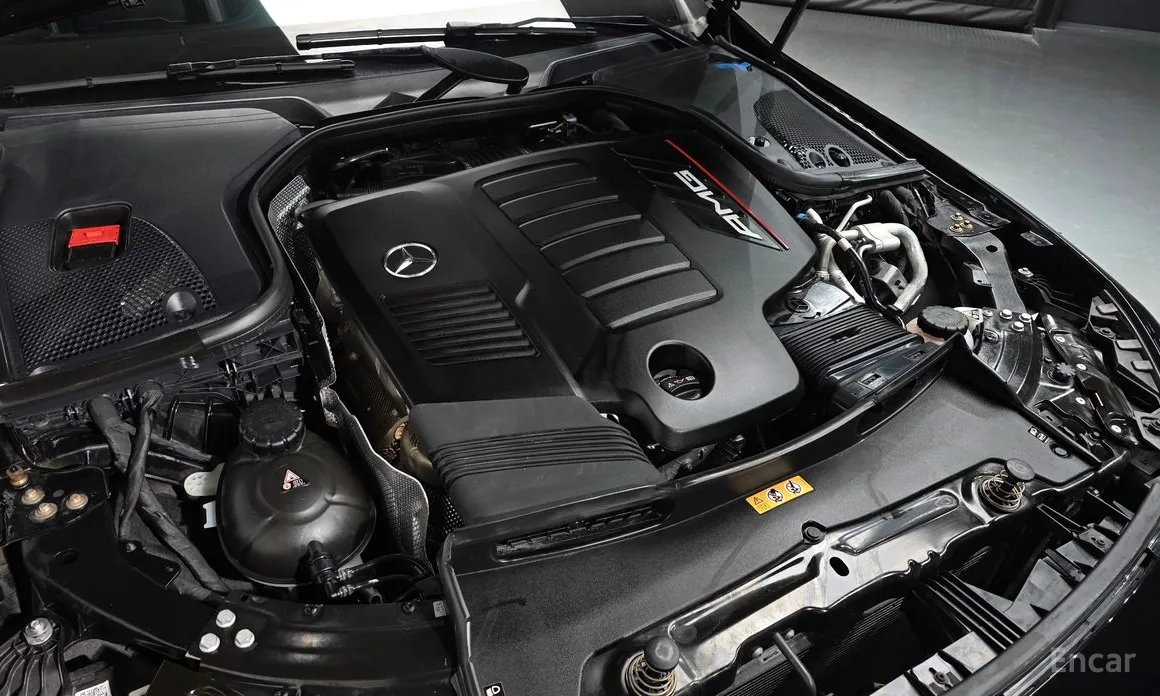 Фото 6 - Mercedes-Benz AMG GT