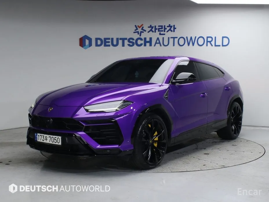 Фото 1 - Lamborghini Urus