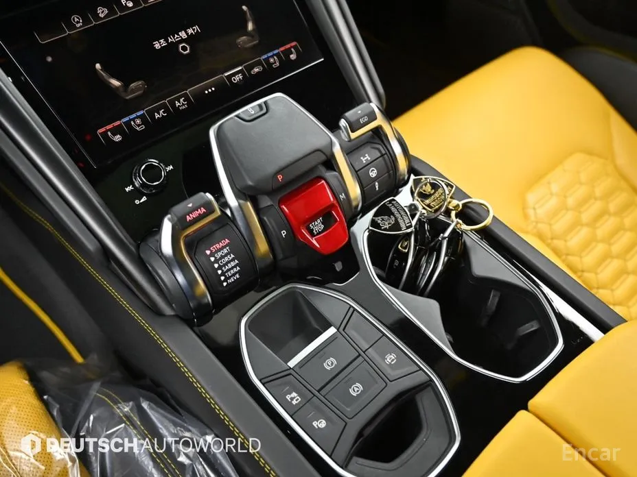 Фото 9 - Lamborghini Urus