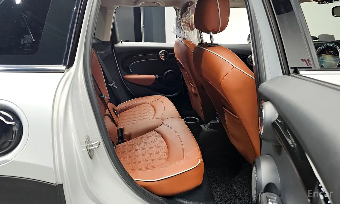 Фото 12 - Mini Cooper