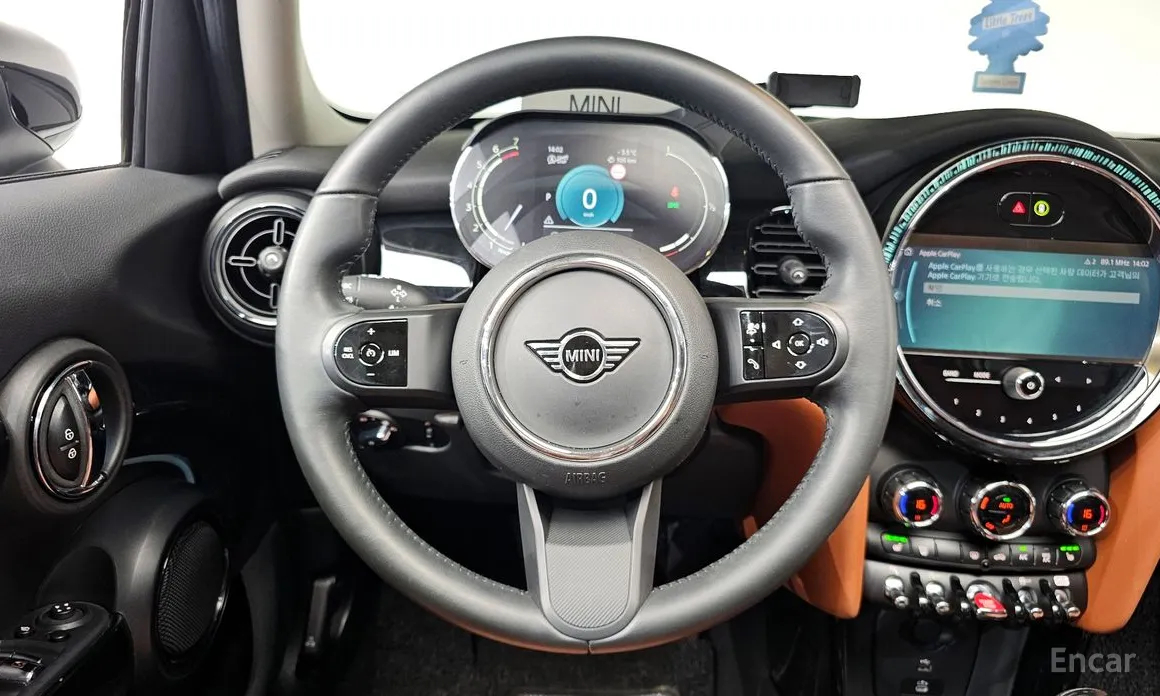 Фото 13 - Mini Cooper