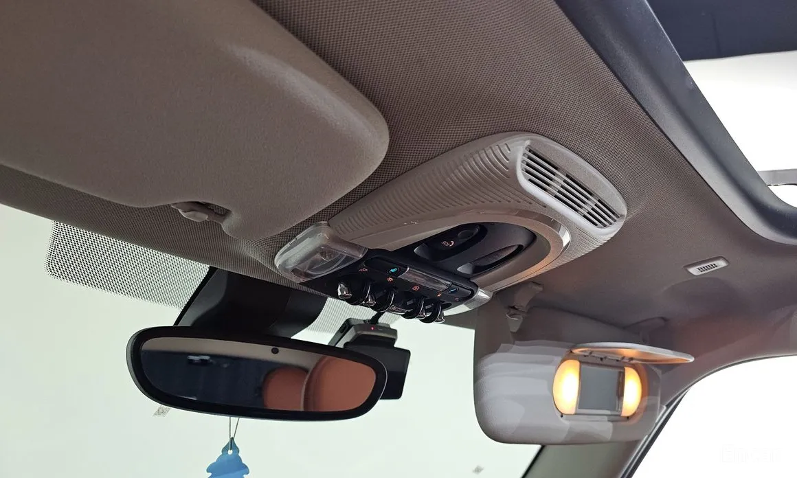 Фото 18 - Mini Cooper