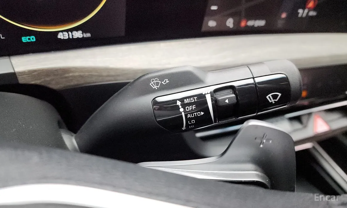 Фото 16 - Kia K8